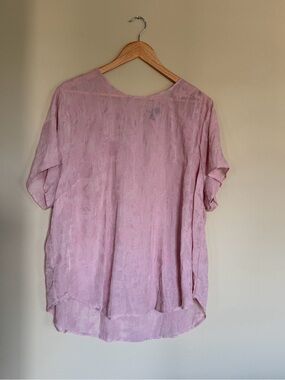 Torrid Size 2 Blush Pink Textured Short Sleeve Blouse Plus Size